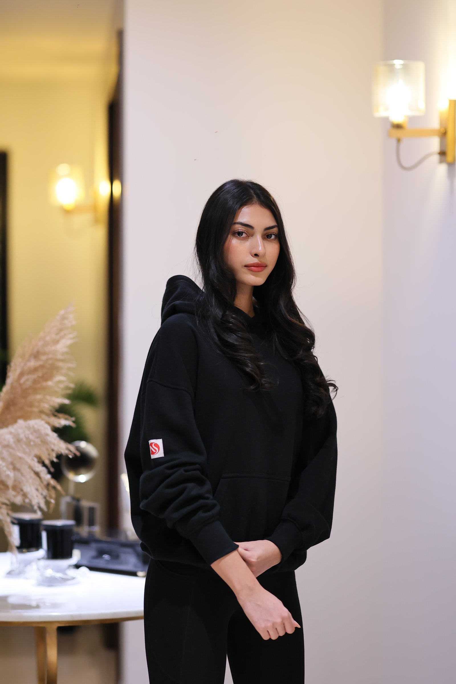 Noir Hoodie – Black